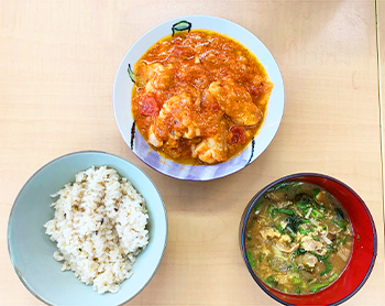 鶏肉のチーズトマト煮