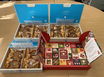 塩バニラフィナンシェとキューブラスク